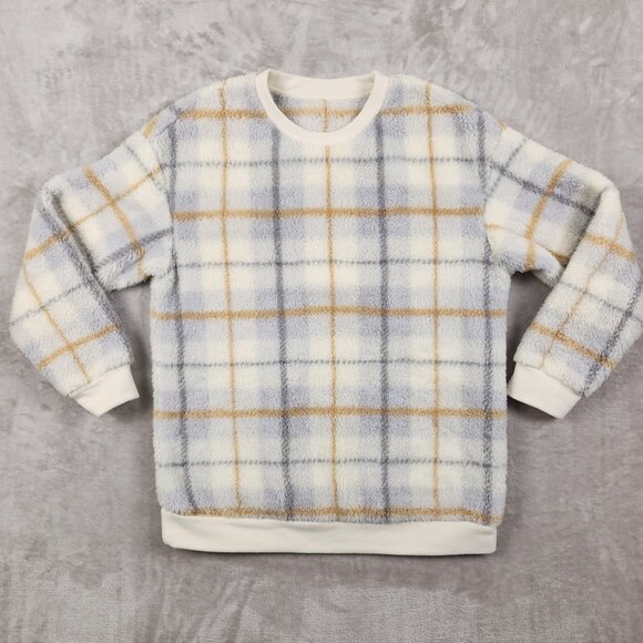 Uniqlo Tops - UNIQLO Sweatshirt Womens Fluffy Fleece Off White